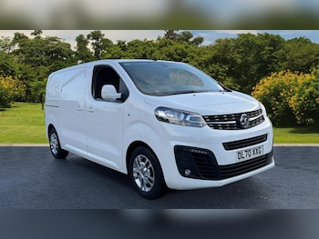 Vauxhall Vivaro feature image
