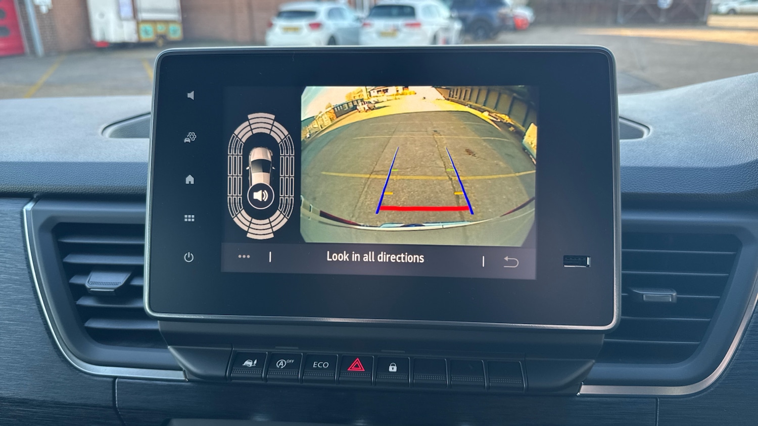 Used Renault Trafic 2025 for sale - 76508048: Photo 23