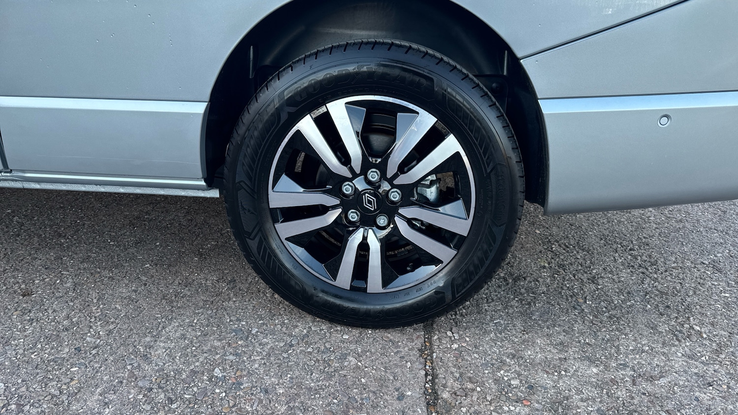 Used Renault Trafic 2025 for sale - 76508048: Photo 42