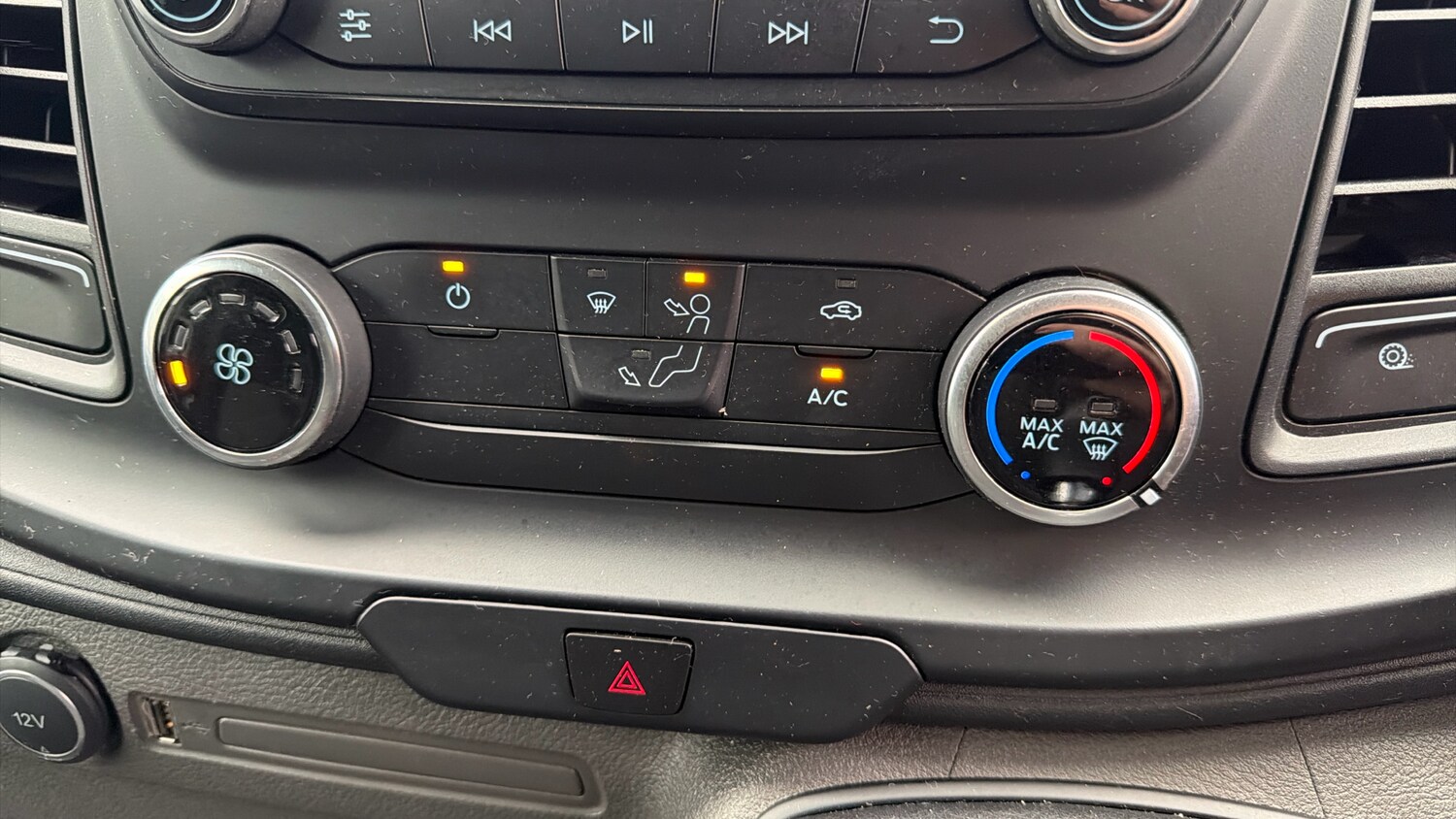 Used Ford Transit Custom 2021 for sale - 76346811: Photo 33