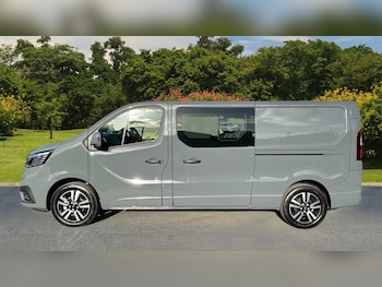 Used Renault Trafic 2025 for sale - 77013683: Photo