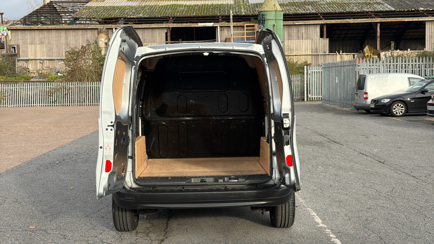 Used Renault Kangoo 2020 for sale - 76580654: Photo 3