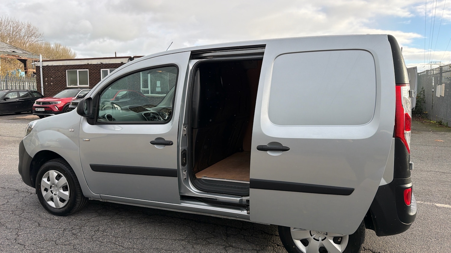 Used Renault Kangoo 2020 for sale - 76580654: Photo 5