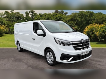 Renault Trafic feature image
