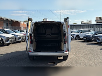 Used Ford Transit Custom 2024 for sale - 76076223: Photo