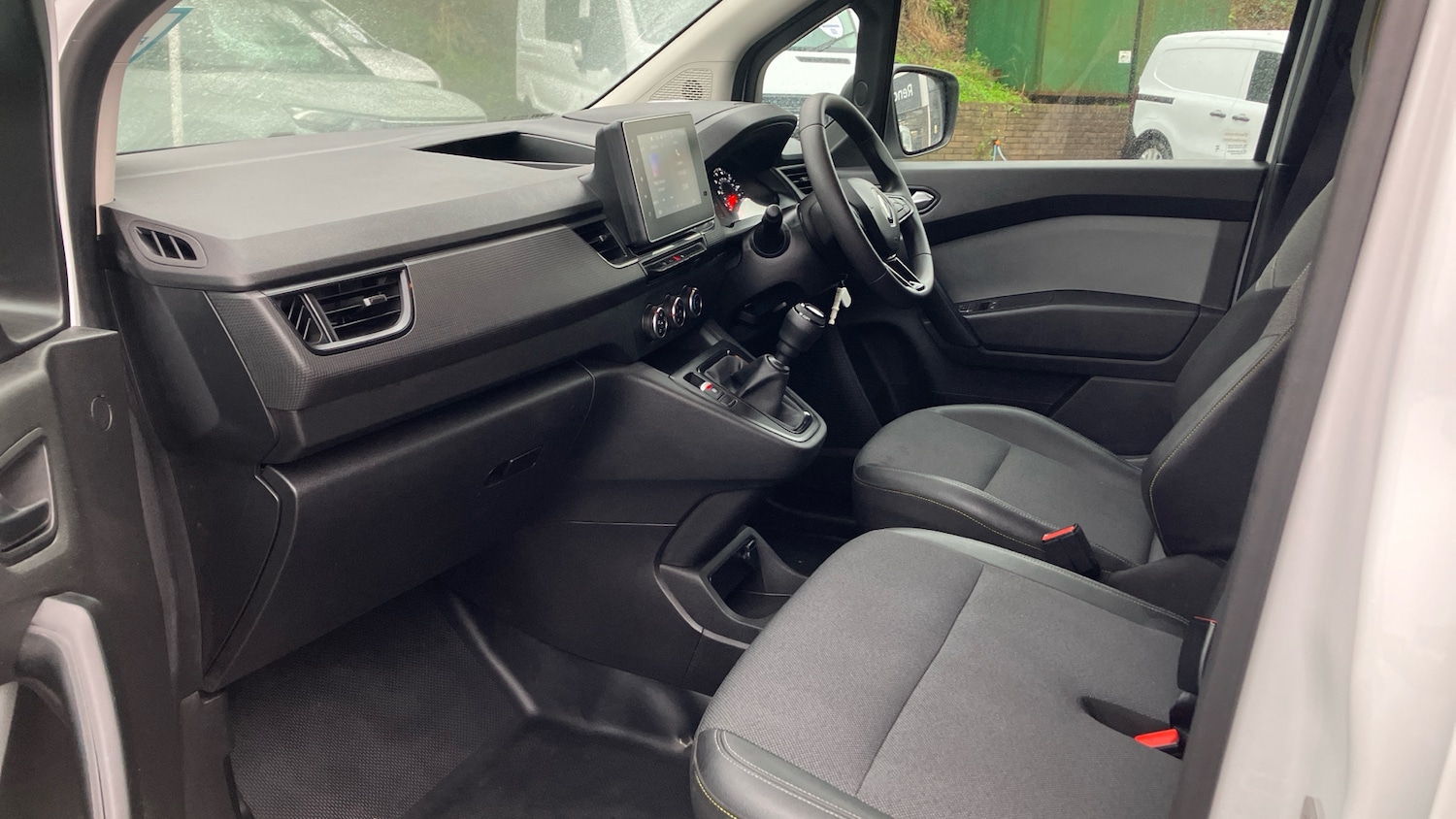 Used Renault Kangoo 2024 for sale - 76971104: Photo 13