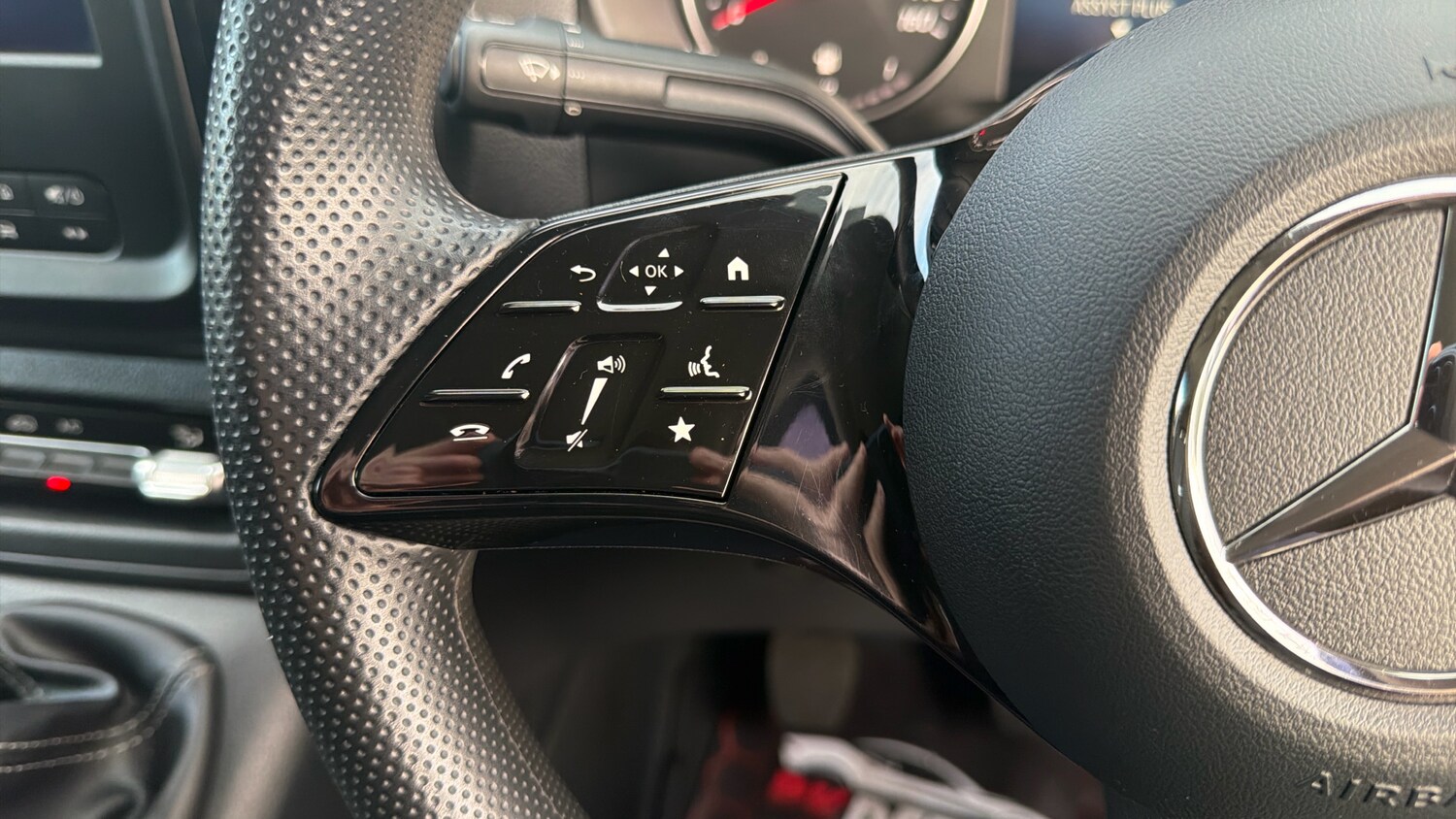 Used Mercedes-Benz Vito 2024 for sale - 76568362: Photo 31