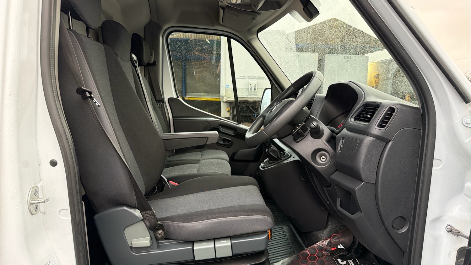 Used Renault Master 2023 for sale - 77127274: Photo 6