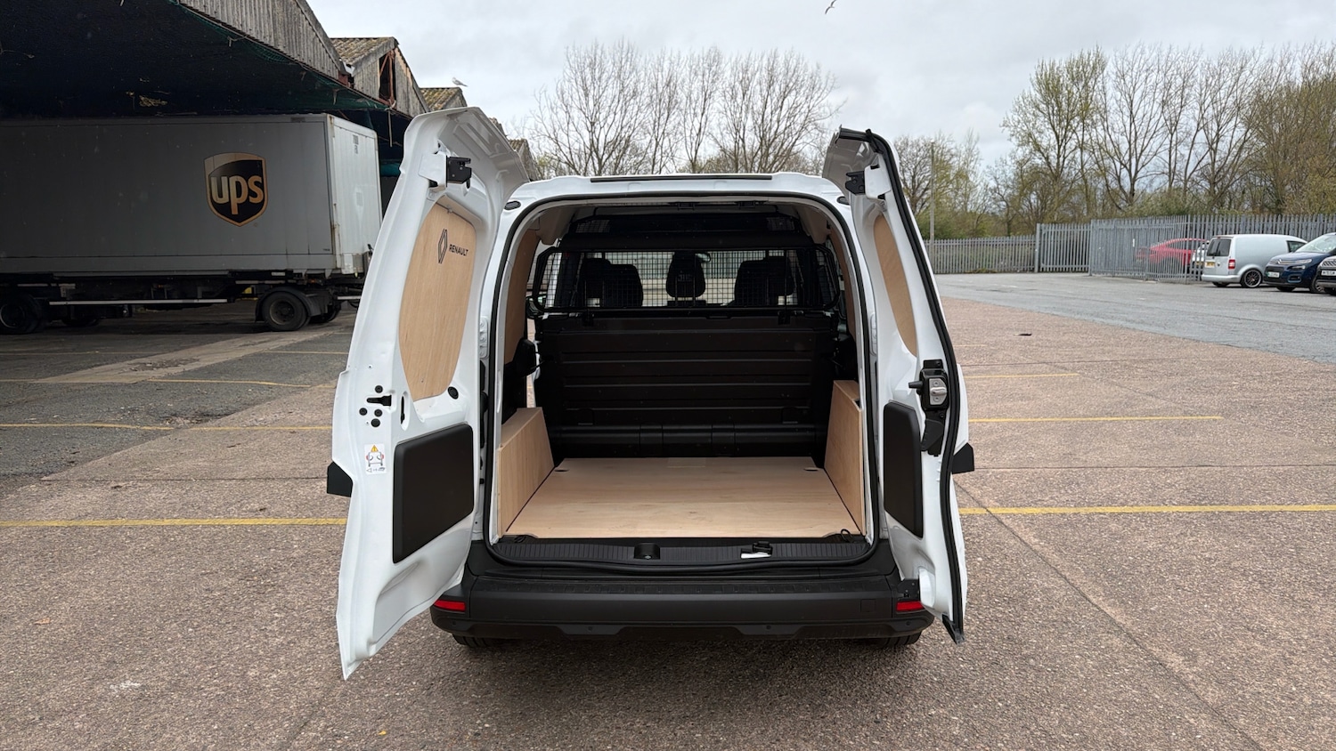 Used Renault Kangoo 2024 for sale - 78122894: Photo 3