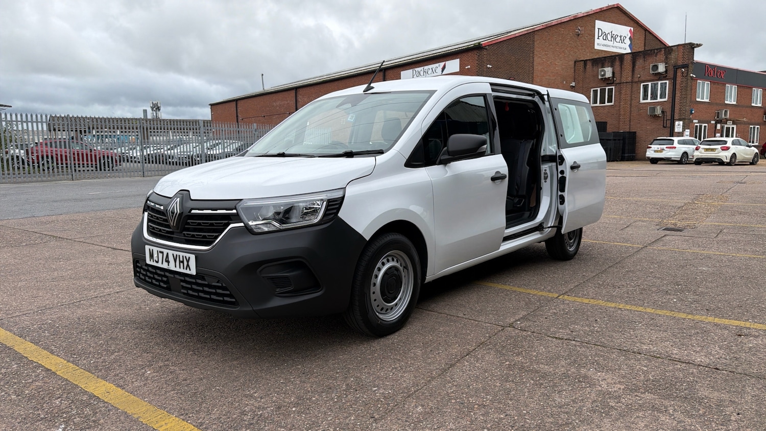 Used Renault Kangoo 2024 for sale - 78122894: Photo 30