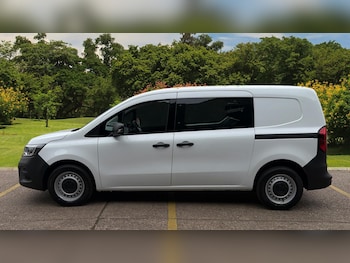 Used Renault Kangoo 2024 for sale - 78122894: Photo