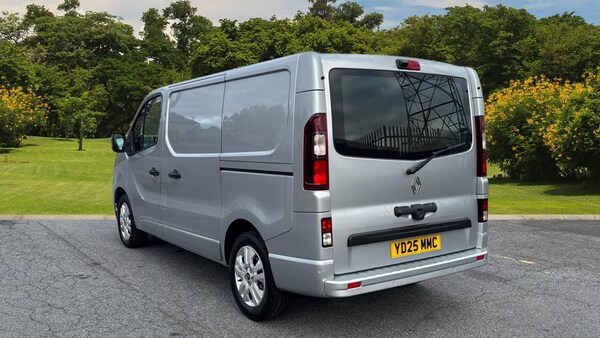 Used Renault Trafic 2025 for sale - 76055911: Photo 2