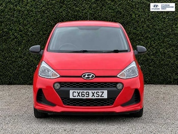Used Hyundai i10 2019 for sale - 79488387: Photo