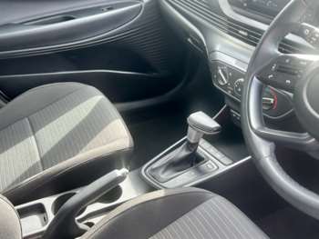 Used Hyundai i20 2023 for sale - 75178705: Photo
