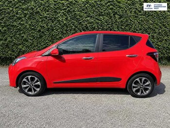Used Hyundai i10 2019 for sale - 79167575: Photo
