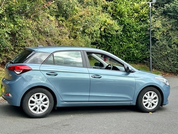 Used Hyundai i20 2016 for sale - 76057232: Photo 4