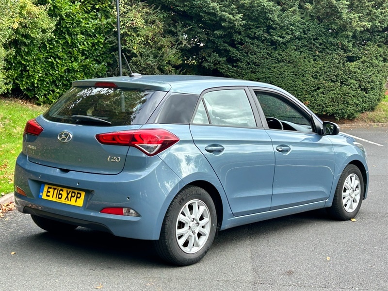Used Hyundai i20 2016 for sale - 76057232: Photo 5