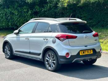 Used Hyundai i20 2017 for sale - 74986441: Photo