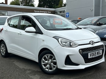 Used Hyundai i10 2019 for sale - 76236410: Photo