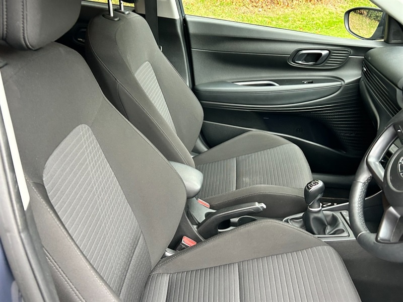 Used Hyundai i20 2022 for sale - 76097290: Photo 11