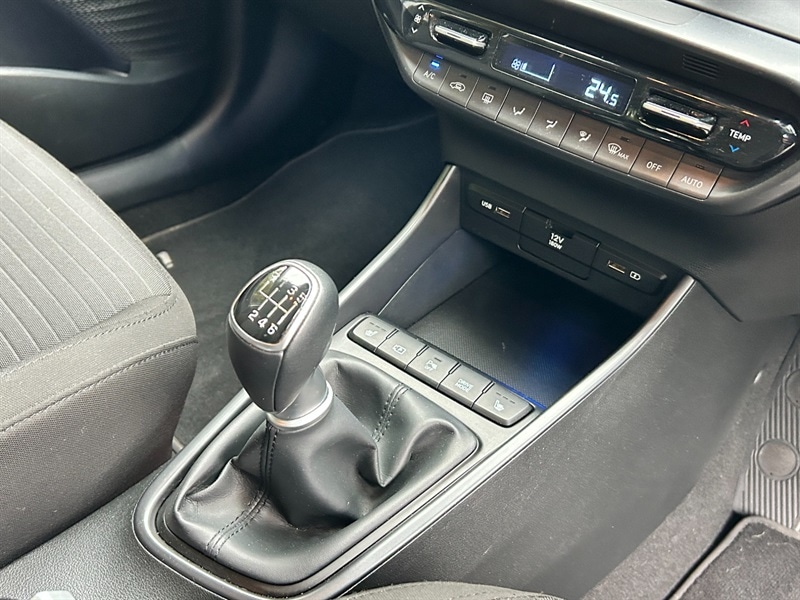 Used Hyundai i20 2022 for sale - 76097290: Photo 15
