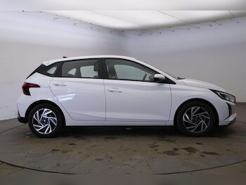 Used Hyundai i20 2024 for sale - 78593654: Photo