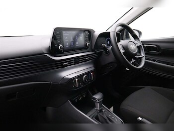 Used Hyundai i20 2024 for sale - 79210846: Photo