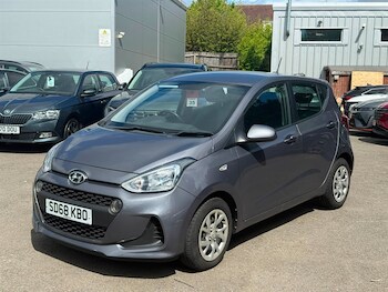 Used Hyundai i10 2018 for sale - 78912914: Photo