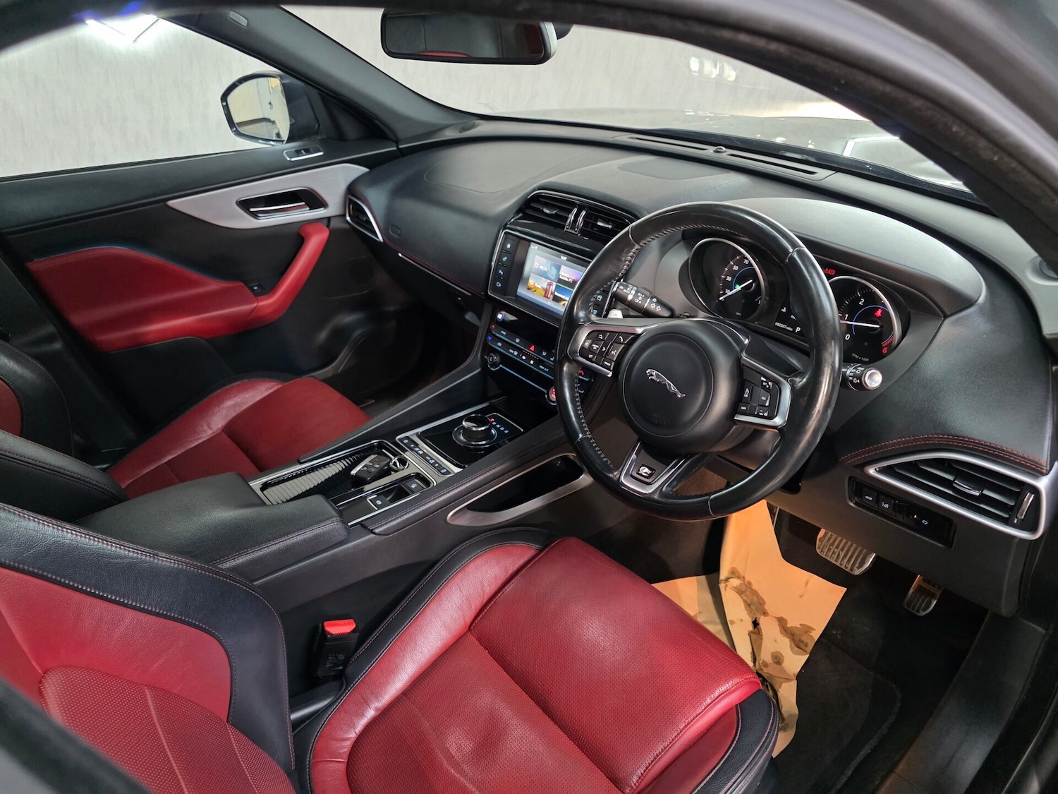 Used Jaguar F-Pace 2017 for sale - 77502846: Photo 13