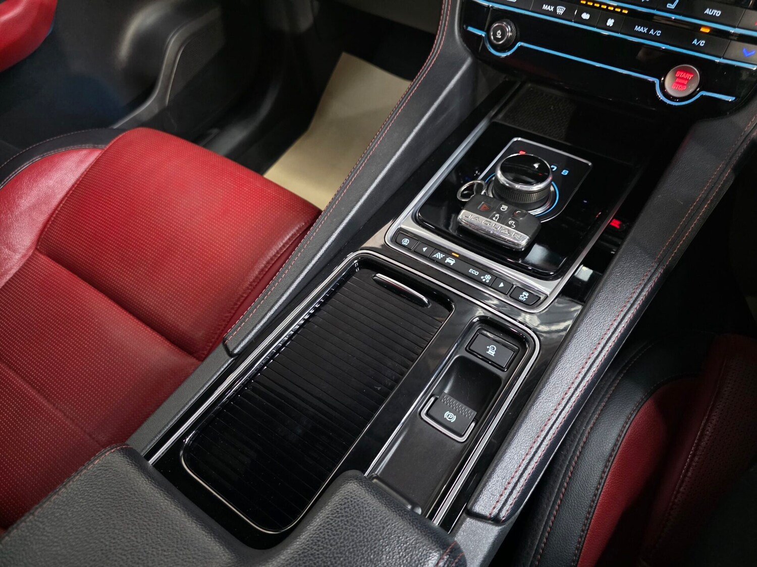 Used Jaguar F-Pace 2017 for sale - 77502846: Photo 19