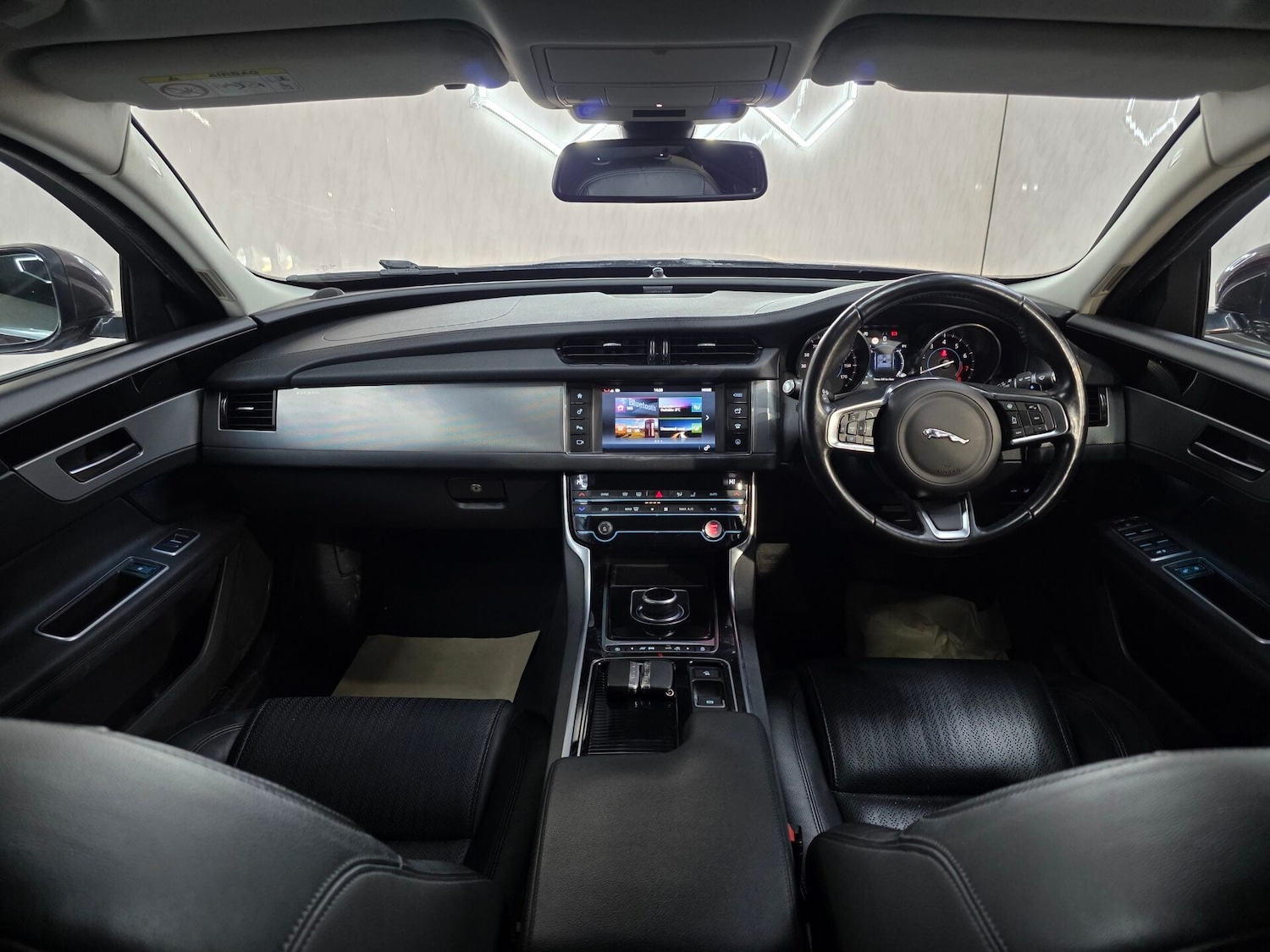 Used Jaguar XF 2017 for sale - 77260971: Photo 20