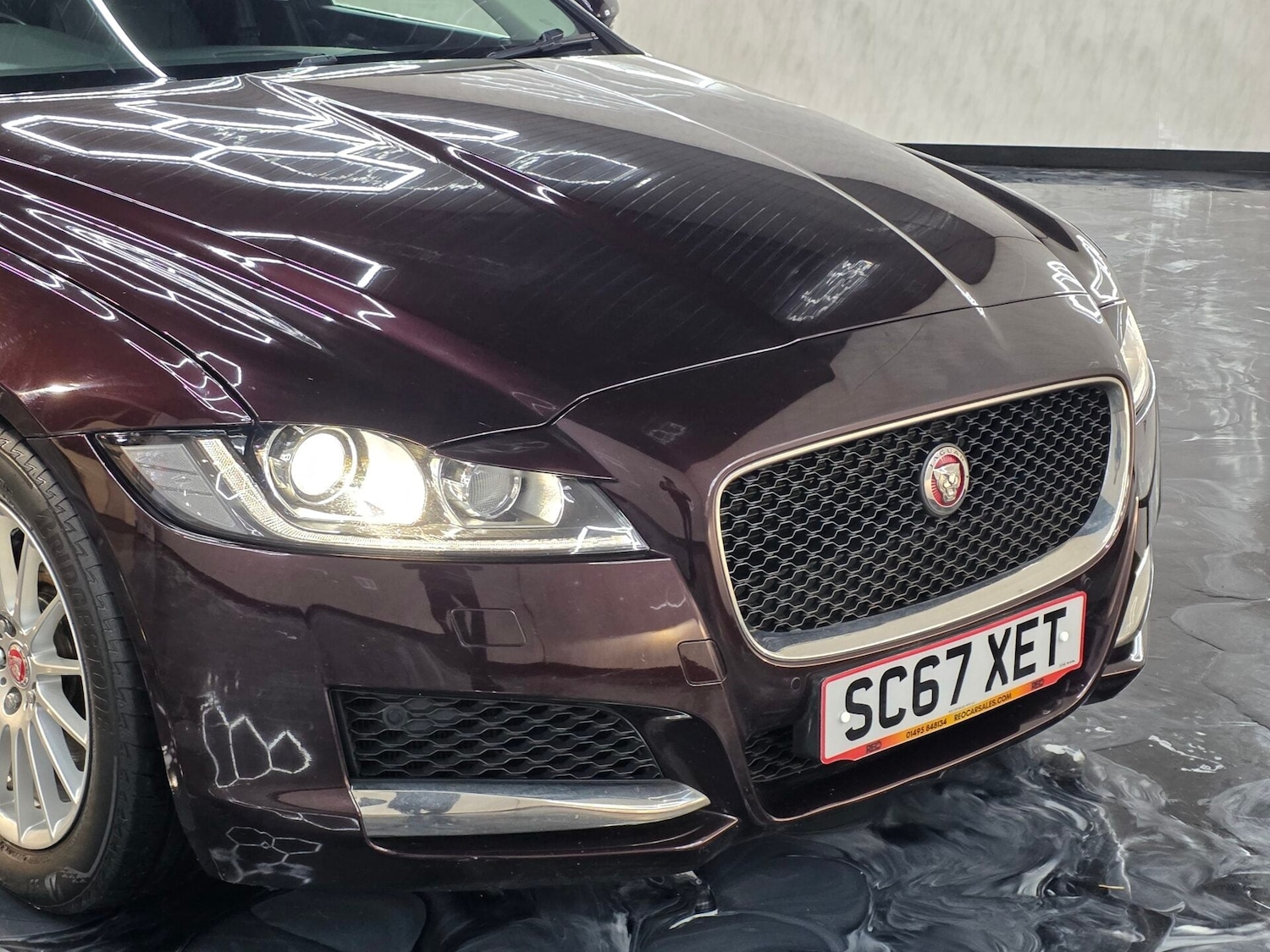 Used Jaguar XF 2017 for sale - 77260971: Photo 9