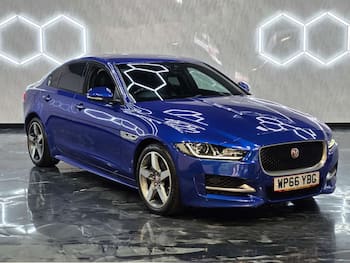Used Jaguar XE 2016 for sale - 79680439: Photo
