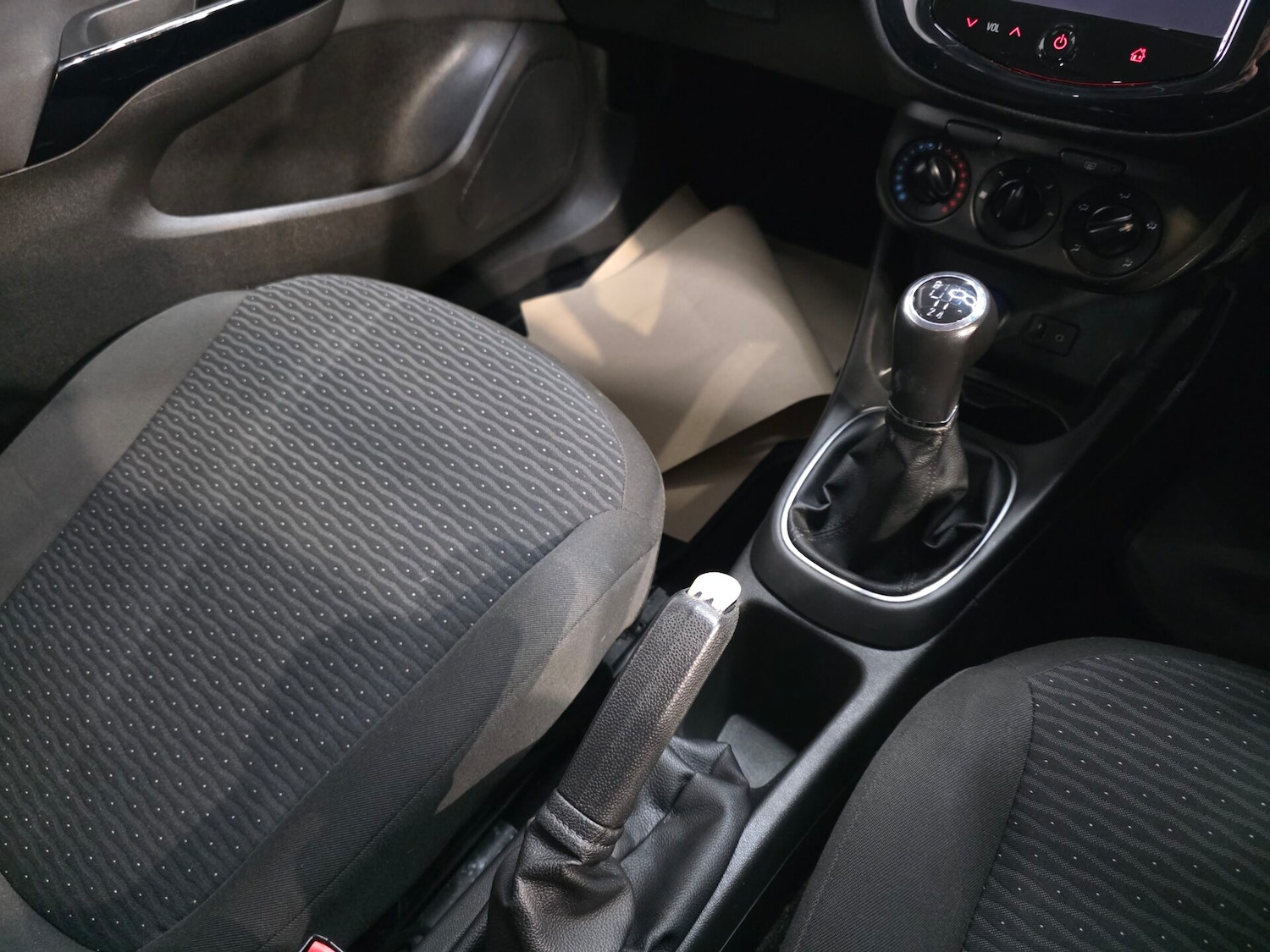 Used Vauxhall Corsa 2015 for sale - 76569379: Photo 14