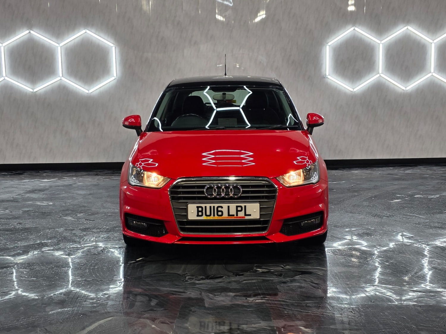 Used Audi A1 2016 for sale - 77003558: Photo 2