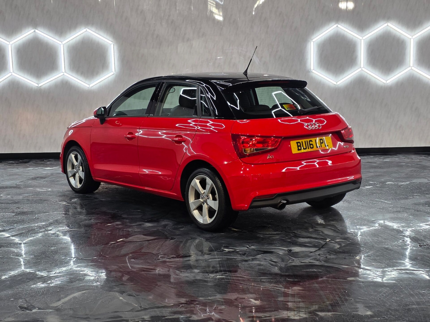 Used Audi A1 2016 for sale - 77003558: Photo 4