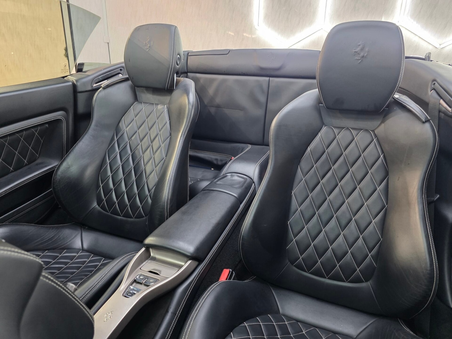 Used Ferrari California 2011 for sale - 76005887: Photo 23