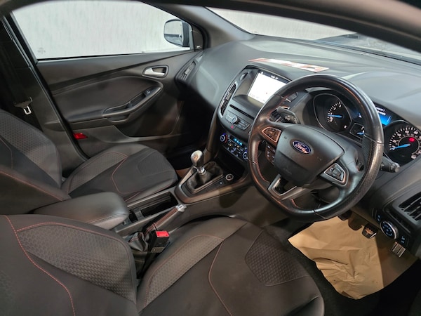 Used Ford Focus 2018 for sale - 76077891: Photo 10
