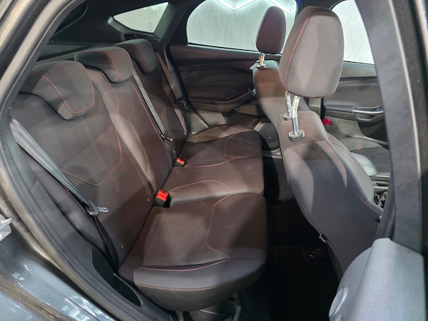 Used Ford Focus 2018 for sale - 76077891: Photo 18