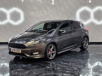Used Ford Focus 2018 for sale - 76077891: Photo 3