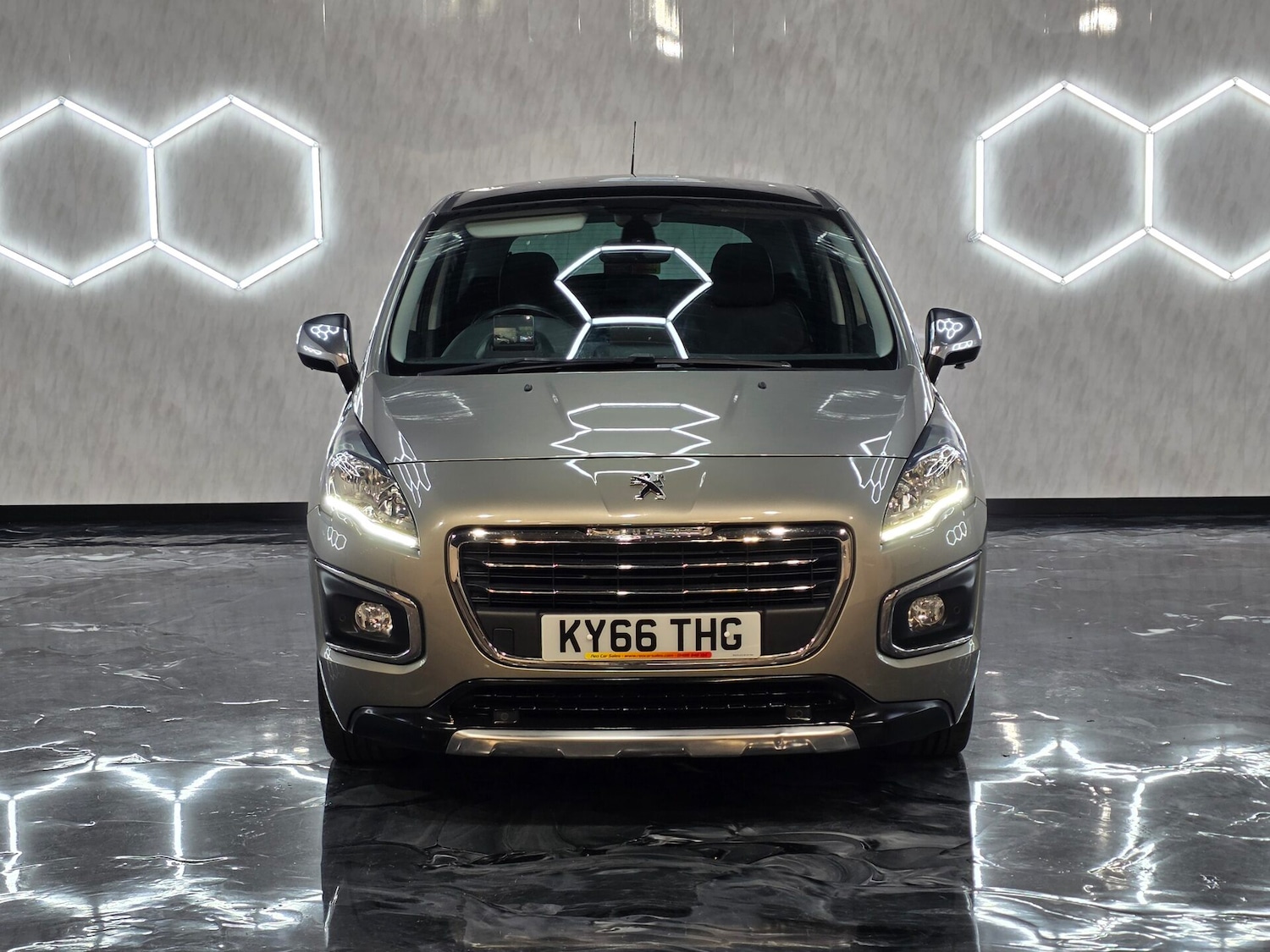 Used Peugeot 3008 2016 for sale - 76243956: Photo 2