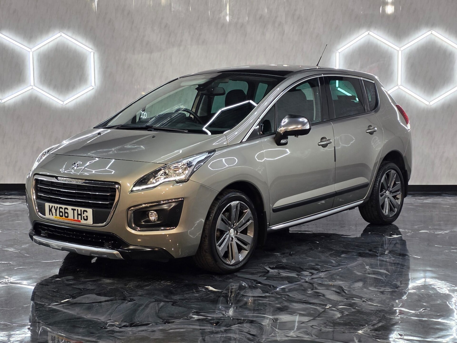 Used Peugeot 3008 2016 for sale - 76243956: Photo 3