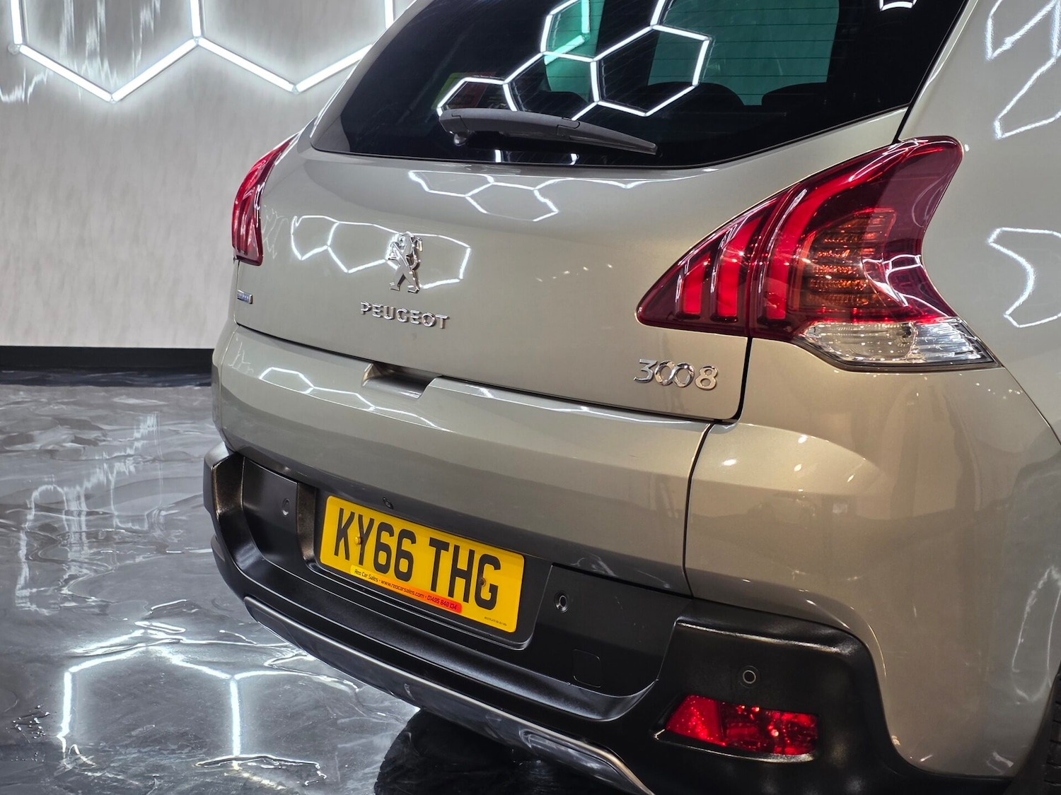 Used Peugeot 3008 2016 for sale - 76243956: Photo 9