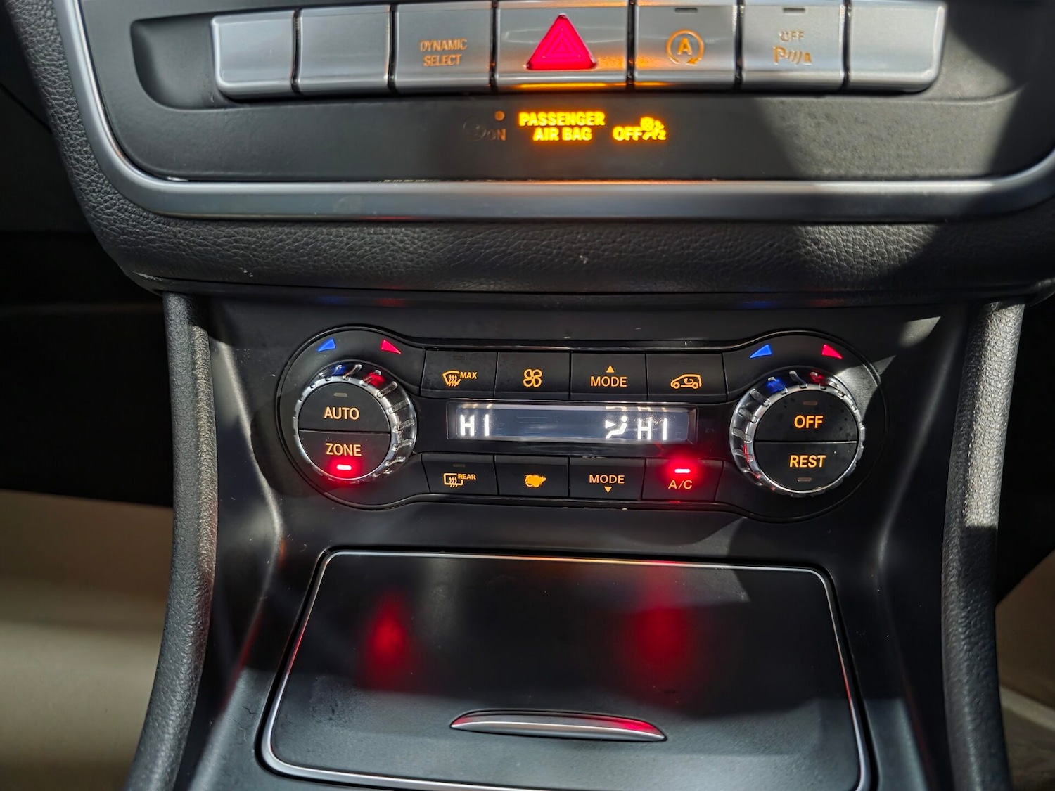 Used Mercedes-Benz CLA 2017 for sale - 76569381: Photo 16