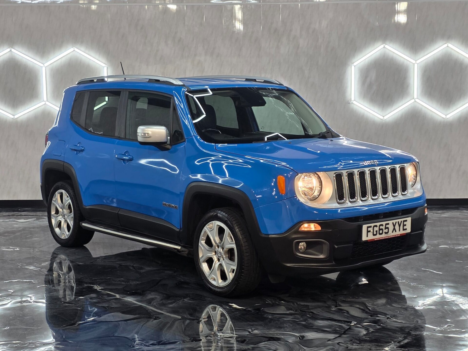 Used Jeep Renegade 2015 for sale - 76182567: Photo 1