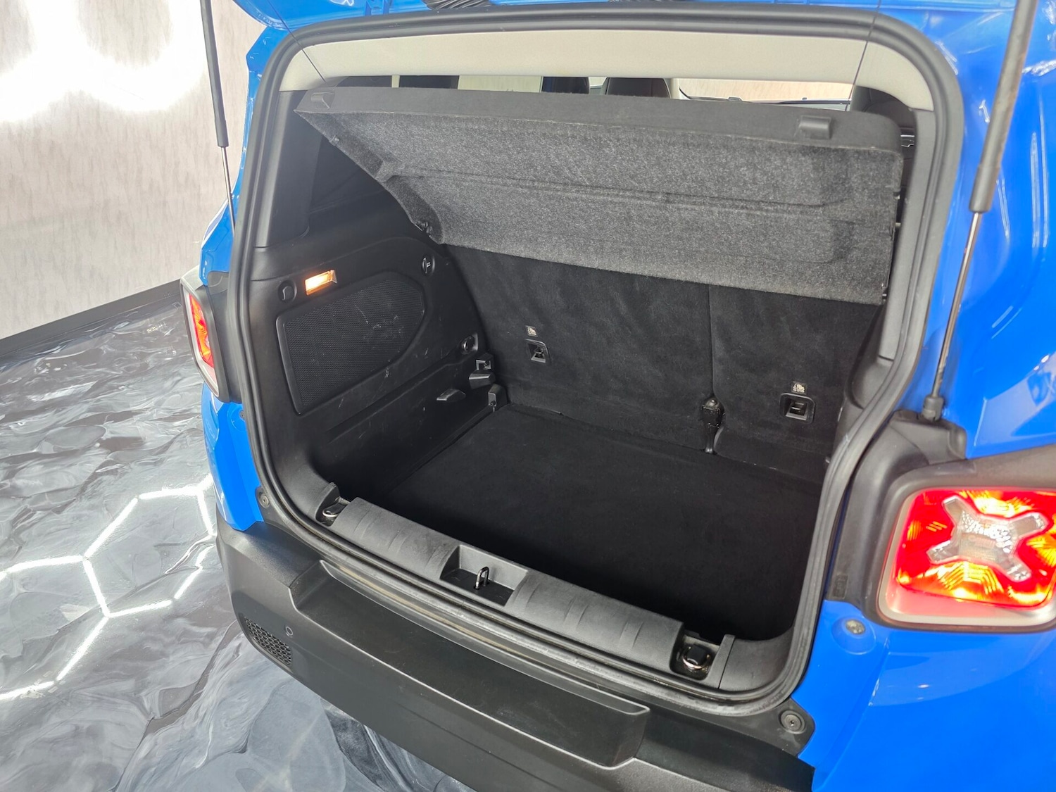 Used Jeep Renegade 2015 for sale - 76182567: Photo 22