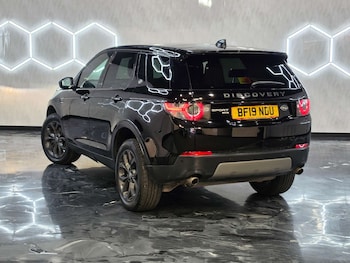 Used Land Rover Discovery Sport 2019 for sale - 78903926: Photo