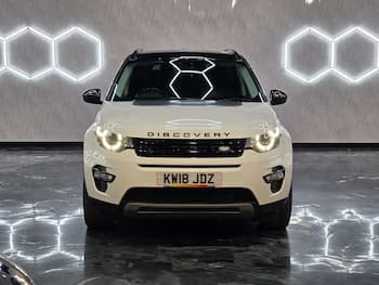 Used Land Rover Discovery Sport 2018 for sale - 79840164: Photo