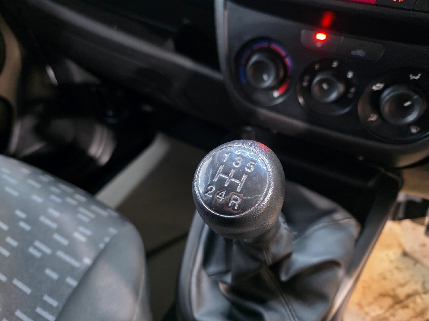 Used Vauxhall Combo 2017 for sale - 76495490: Photo 15