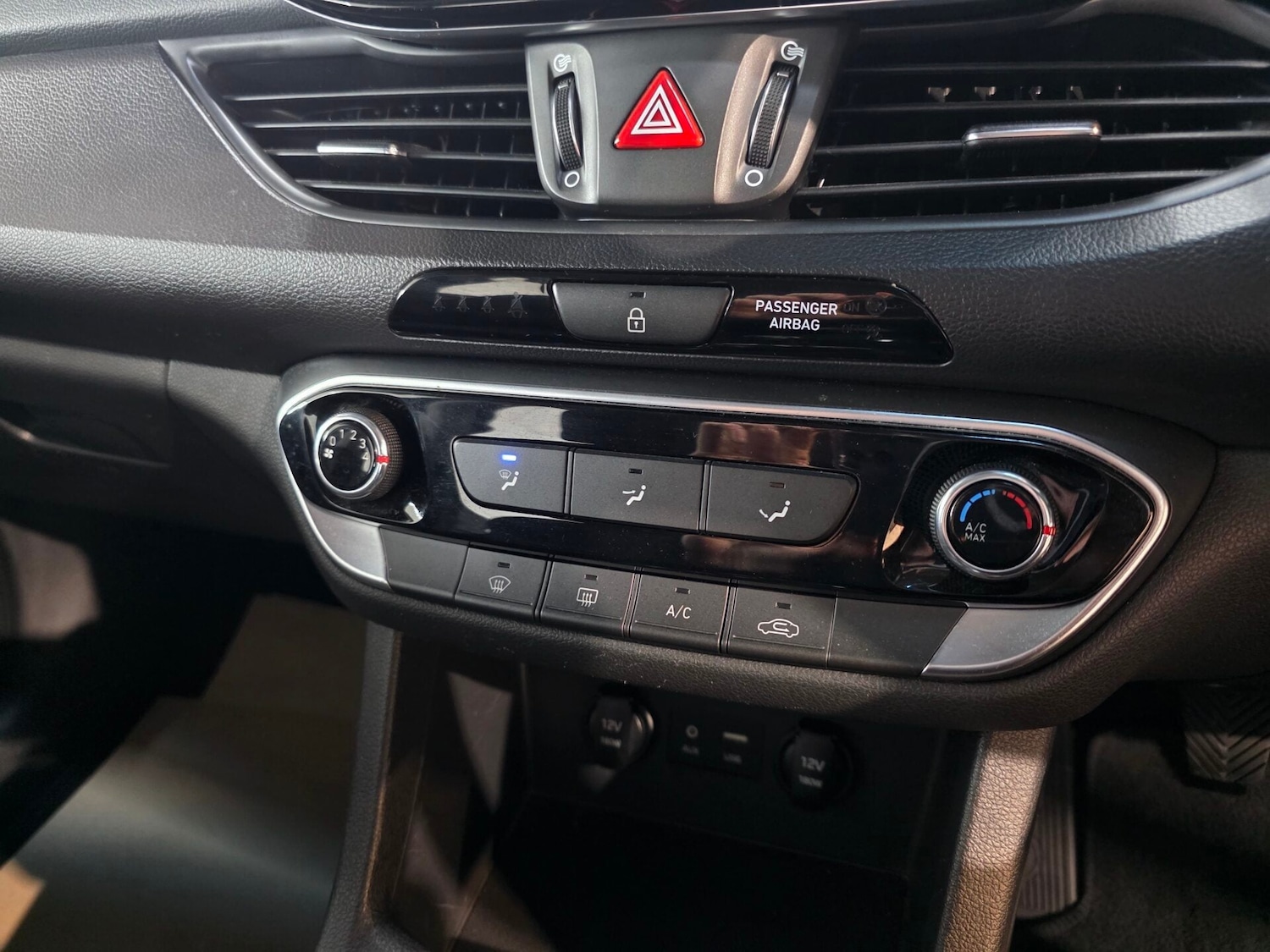 Used Hyundai i30 2019 for sale - 76950055: Photo 15